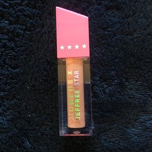 Jeffree Star Lip Gloss in the color Star Crown